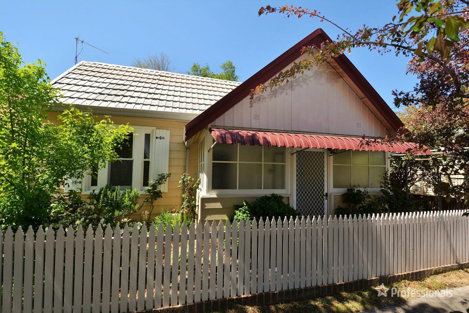 15 Coalbrook Street, Lithgow NSW 2790, Image 0