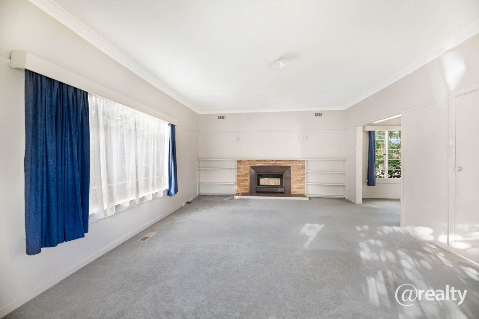 12 Clifford Street, Glen Waverley VIC 3150, Image 2