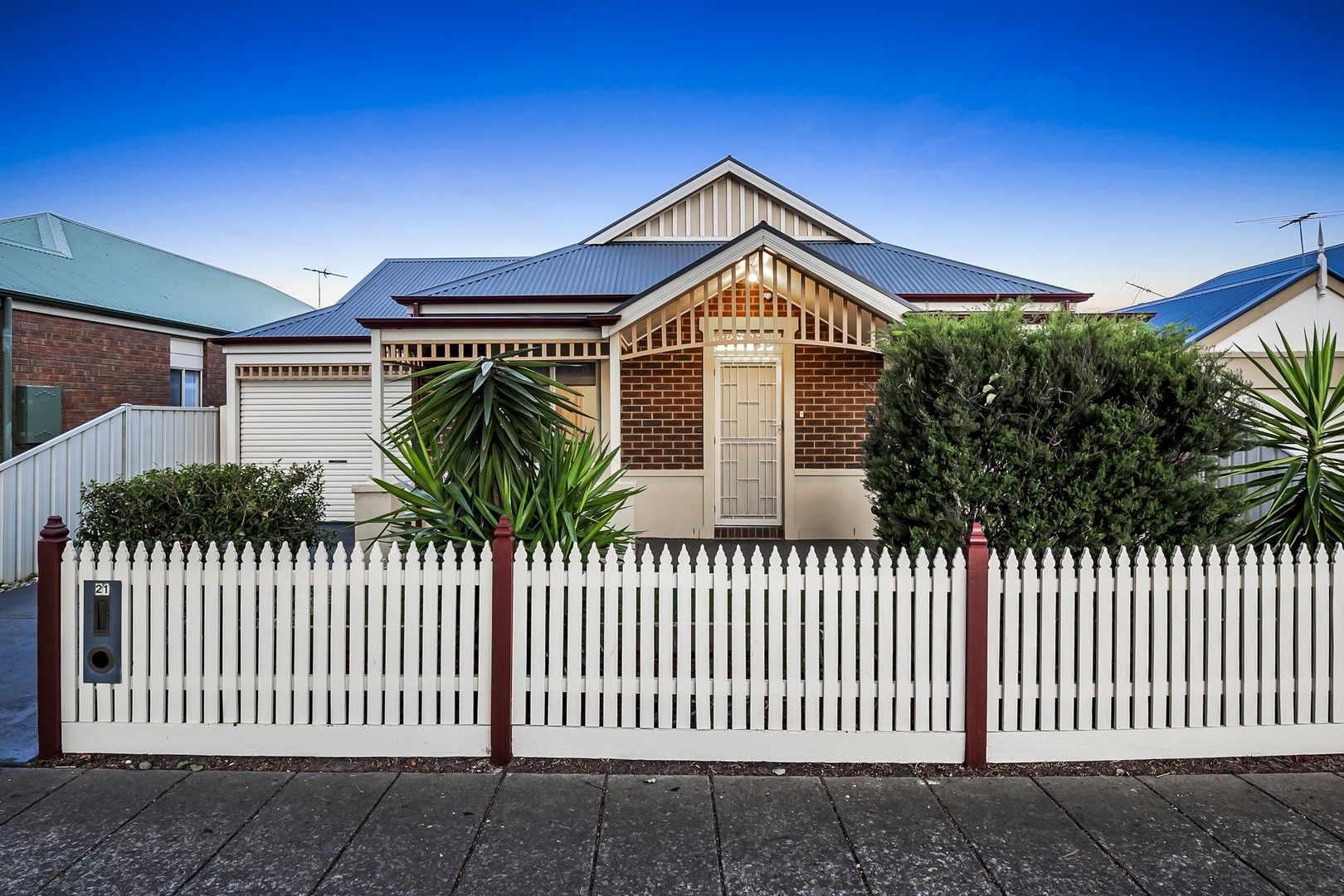 21 Classic Place, Craigieburn VIC 3064, Image 1