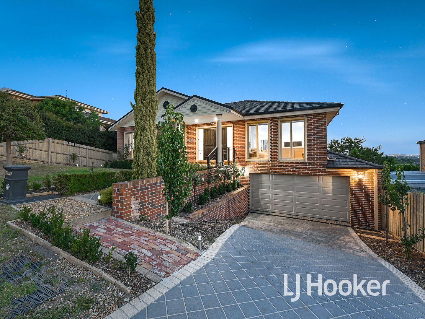 18 Yaldara Drive, Berwick VIC 3806, Image 1