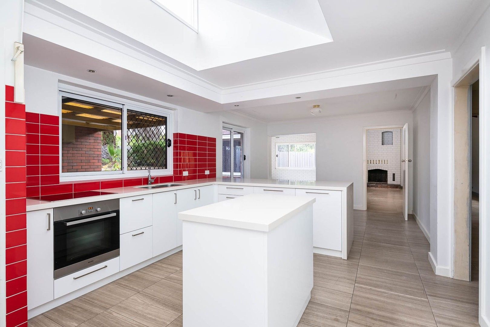 4 bedrooms Apartment / Unit / Flat in 64A Sorrento Street NORTH BEACH WA, 6020