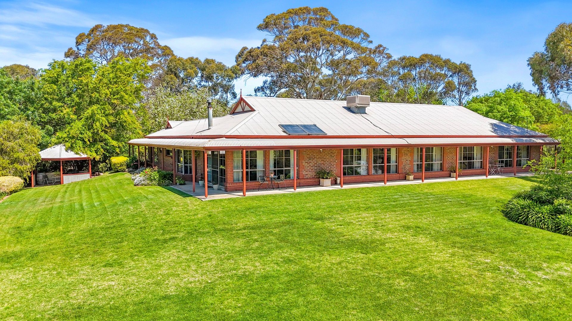 4 bedrooms Acreage / Semi-Rural in 26 Broadbent Road PARIS CREEK SA, 5201