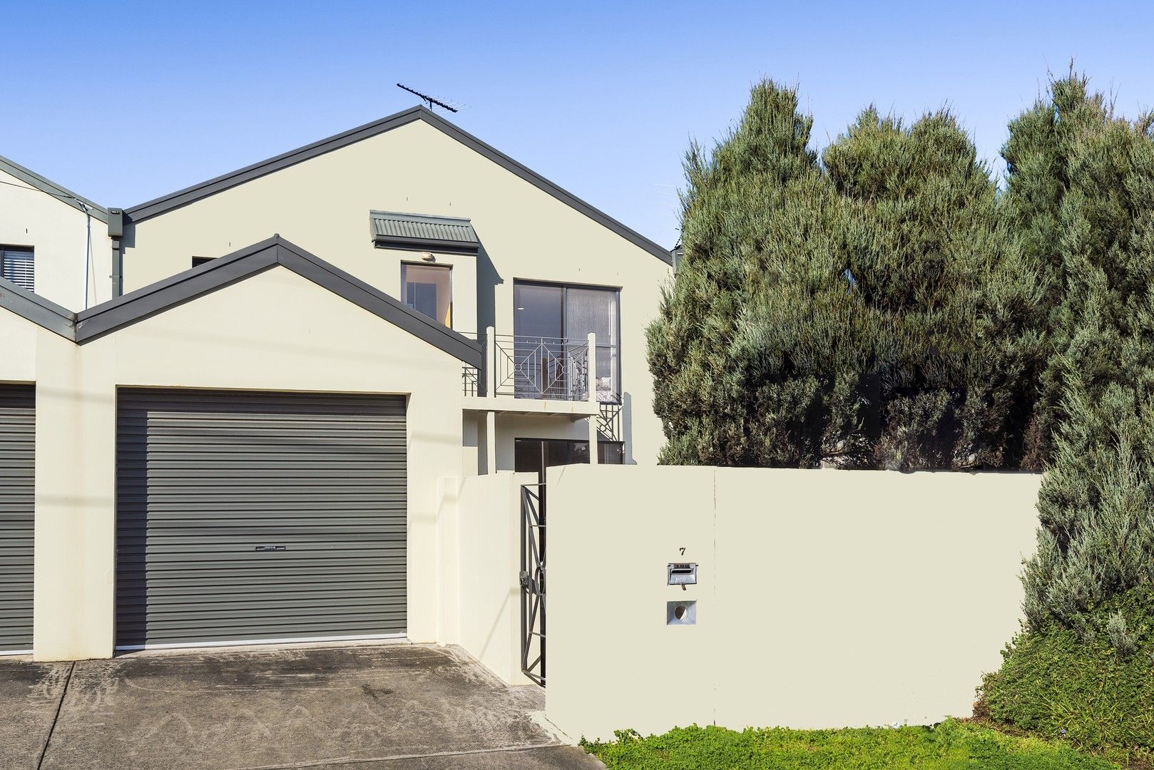 7 Potter Street, Geelong West VIC 3218, Image 2