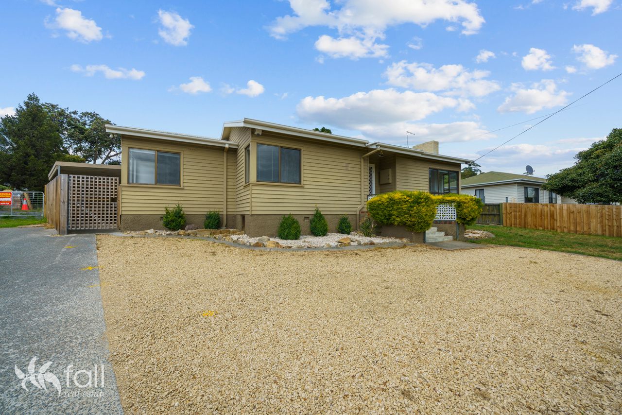 273 Cambridge Road, Warrane TAS 7018