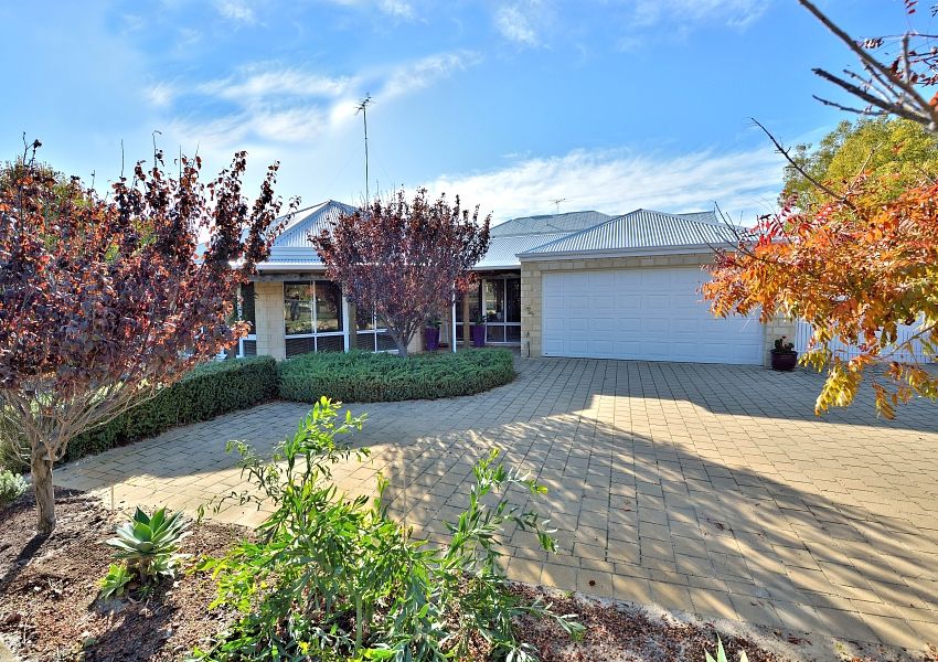 4 Sirrocco Drive, Erskine WA 6210, Image 0