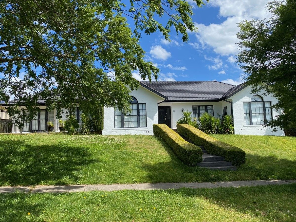 4 bedrooms House in 21 Mairinger Crescent BOWRAL NSW, 2576