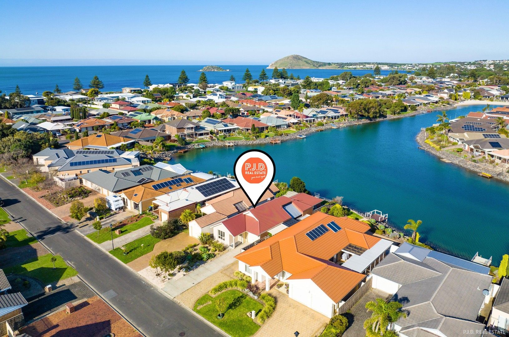 13 Clipper Court, Encounter Bay SA 5211, Image 0