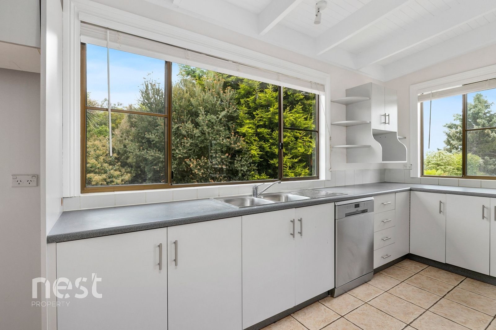 28 Carlton Street, New Town TAS 7008, Image 1