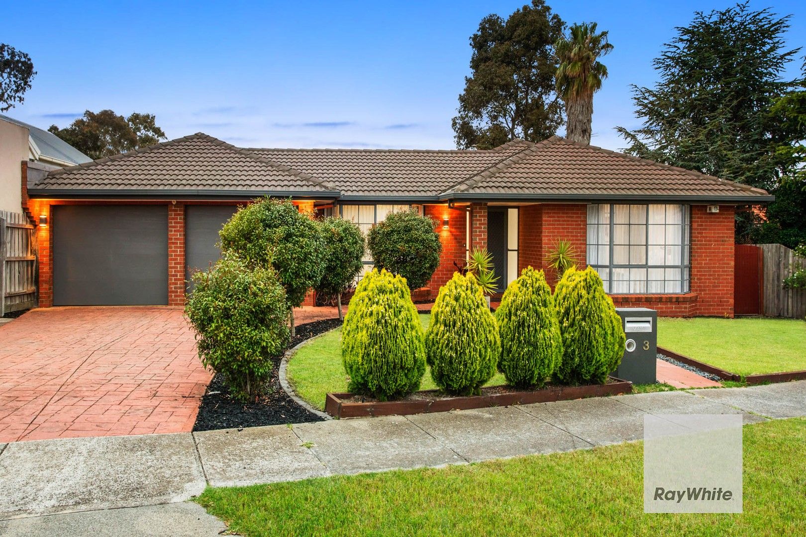 3 Hawkesbury Avenue, Hillside VIC 3037, Image 1