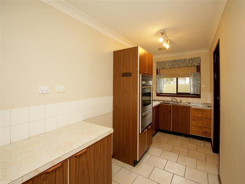 9/5 Langdon Avenue, Wagga Wagga NSW 2650, Image 2