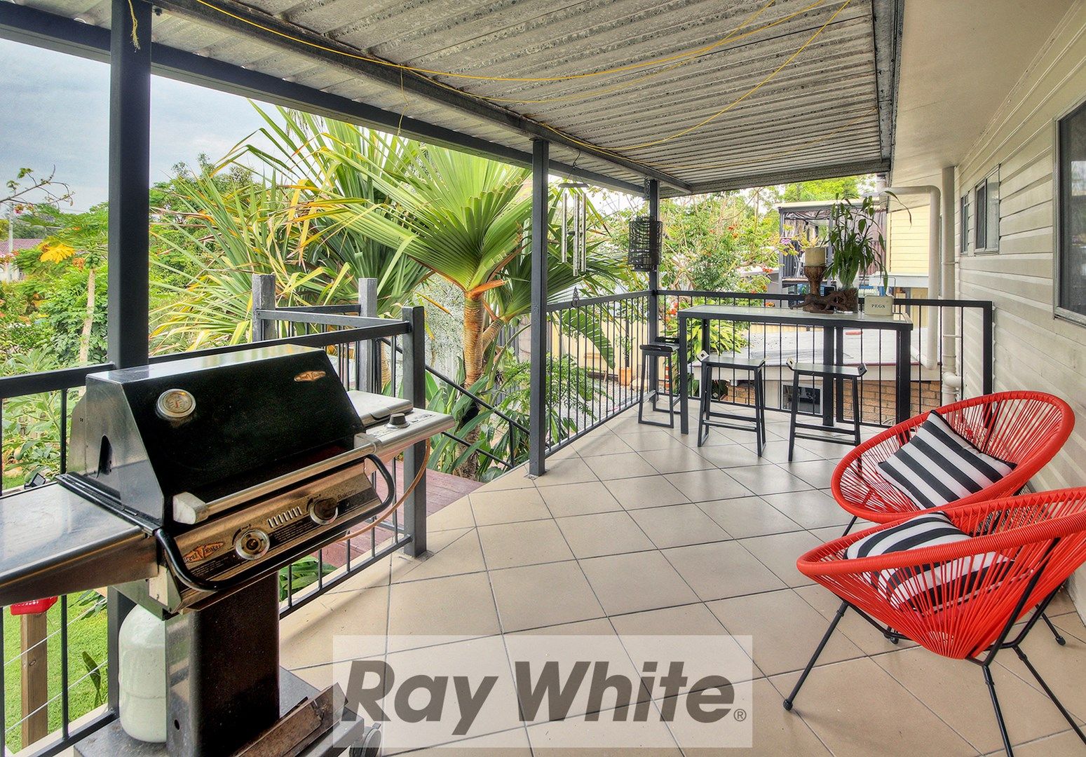 33 Woody Avenue, Kingston QLD 4114, Image 0