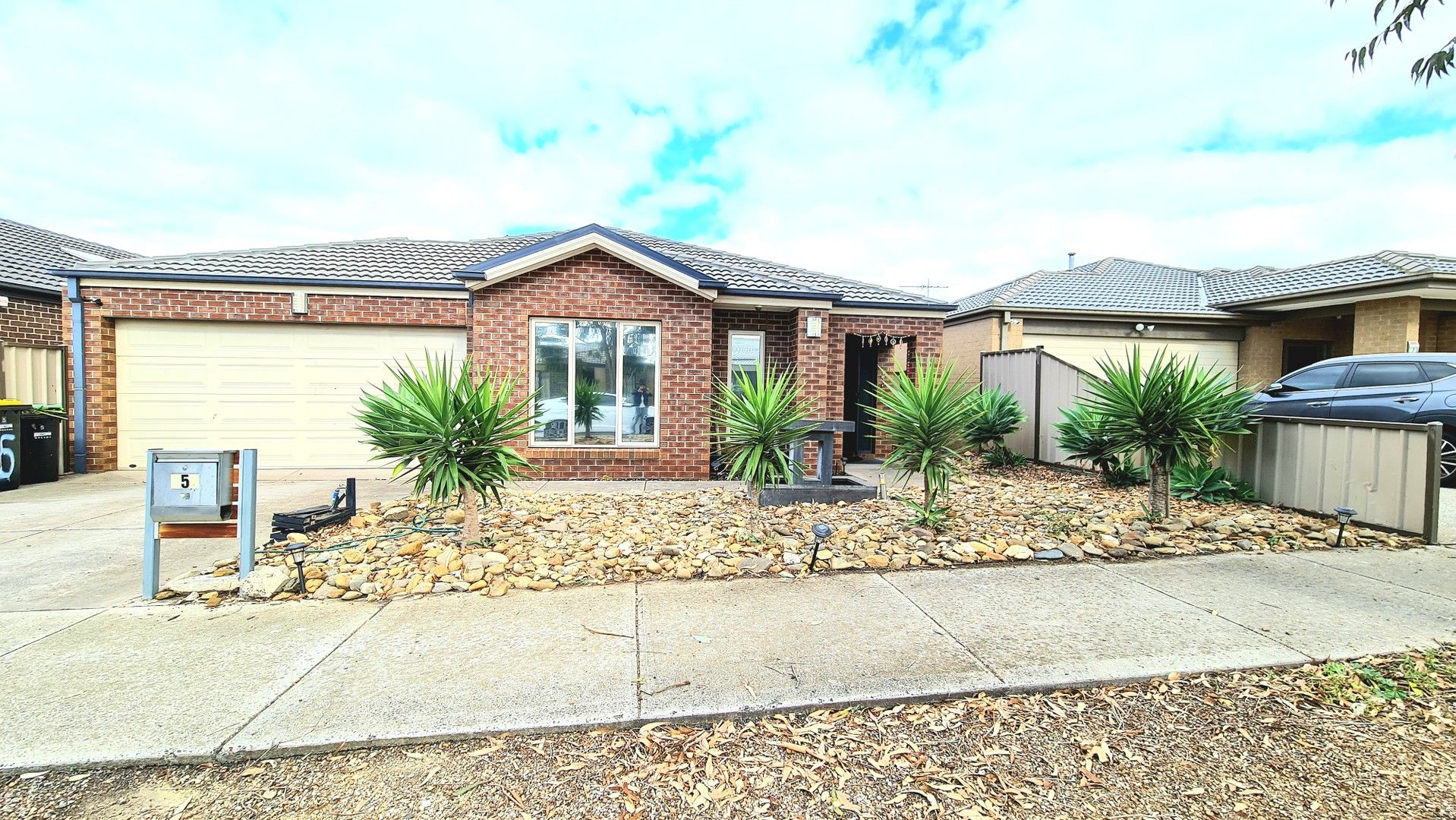 5 Rokewood Street, Burnside Heights VIC 3023 House For Rent Domain