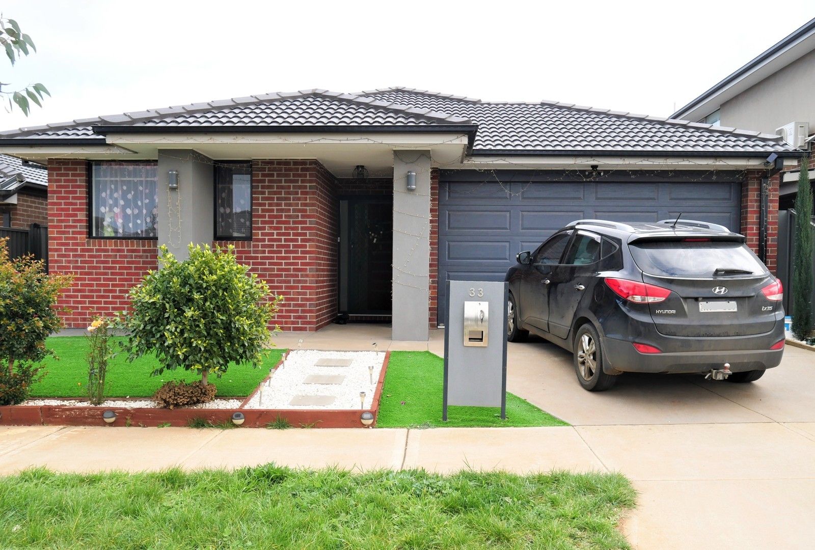 4 bedrooms House in 33 Ambervue Drive COBBLEBANK VIC, 3338