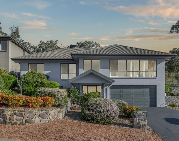 17 Lobelia Close, Jerrabomberra NSW 2619