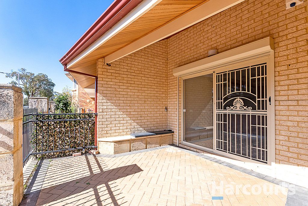 383 Lakeside Drive, Joondalup WA 6027 House For Rent 650 Domain