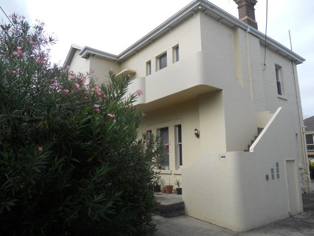 3 bedrooms Apartment / Unit / Flat in 1/36 Prospect Hill Road CAMBERWELL VIC, 3124