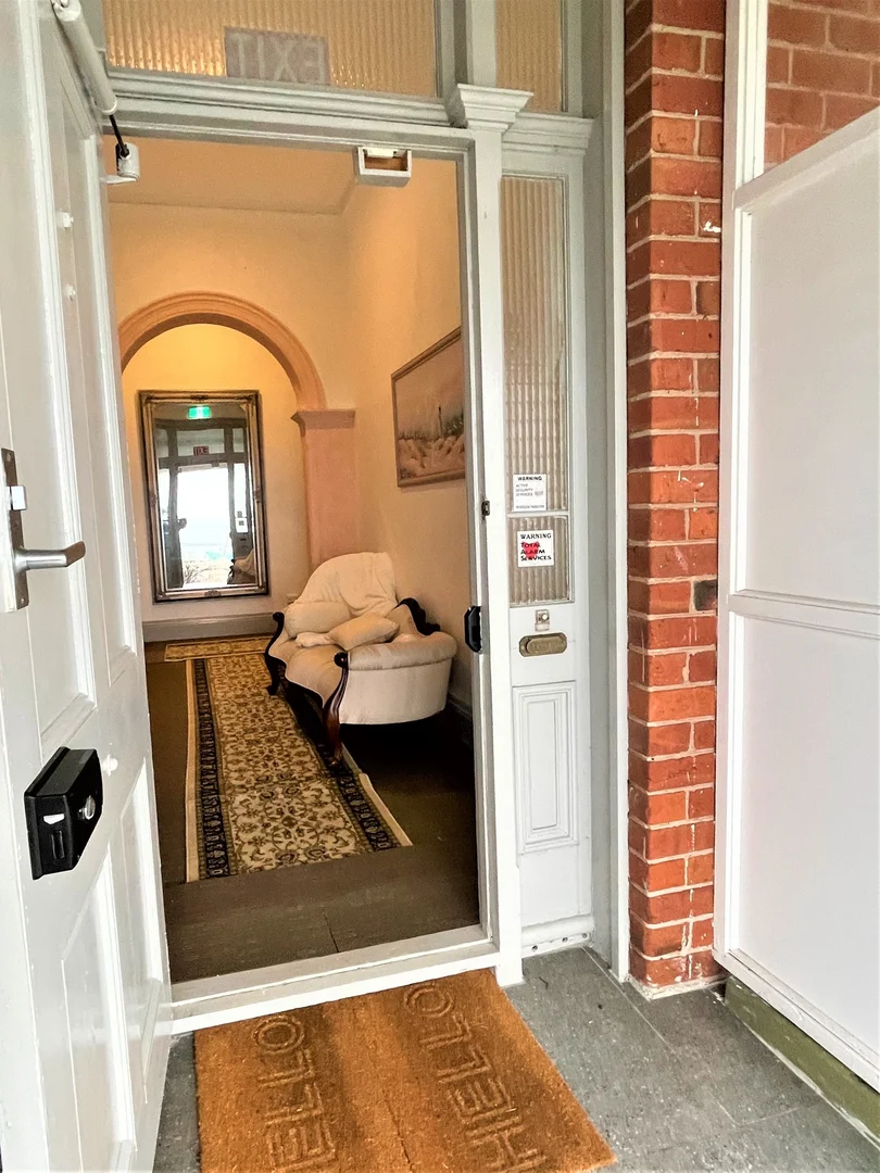 Image 6