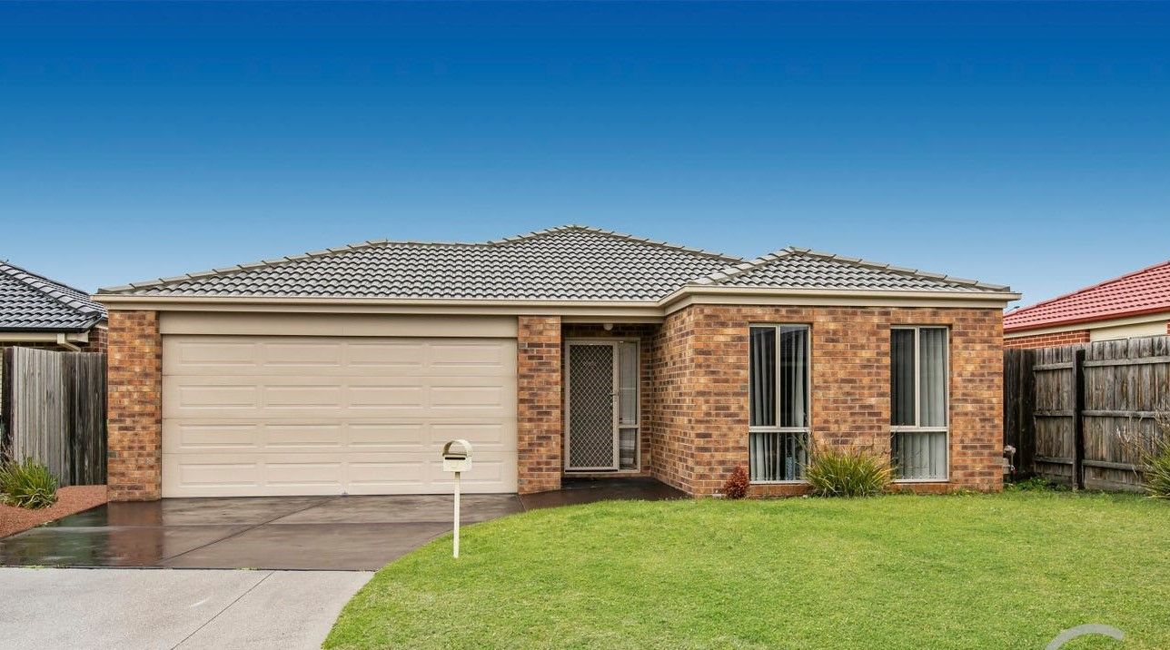4 bedrooms House in 5 Whipbird Court PAKENHAM VIC, 3810