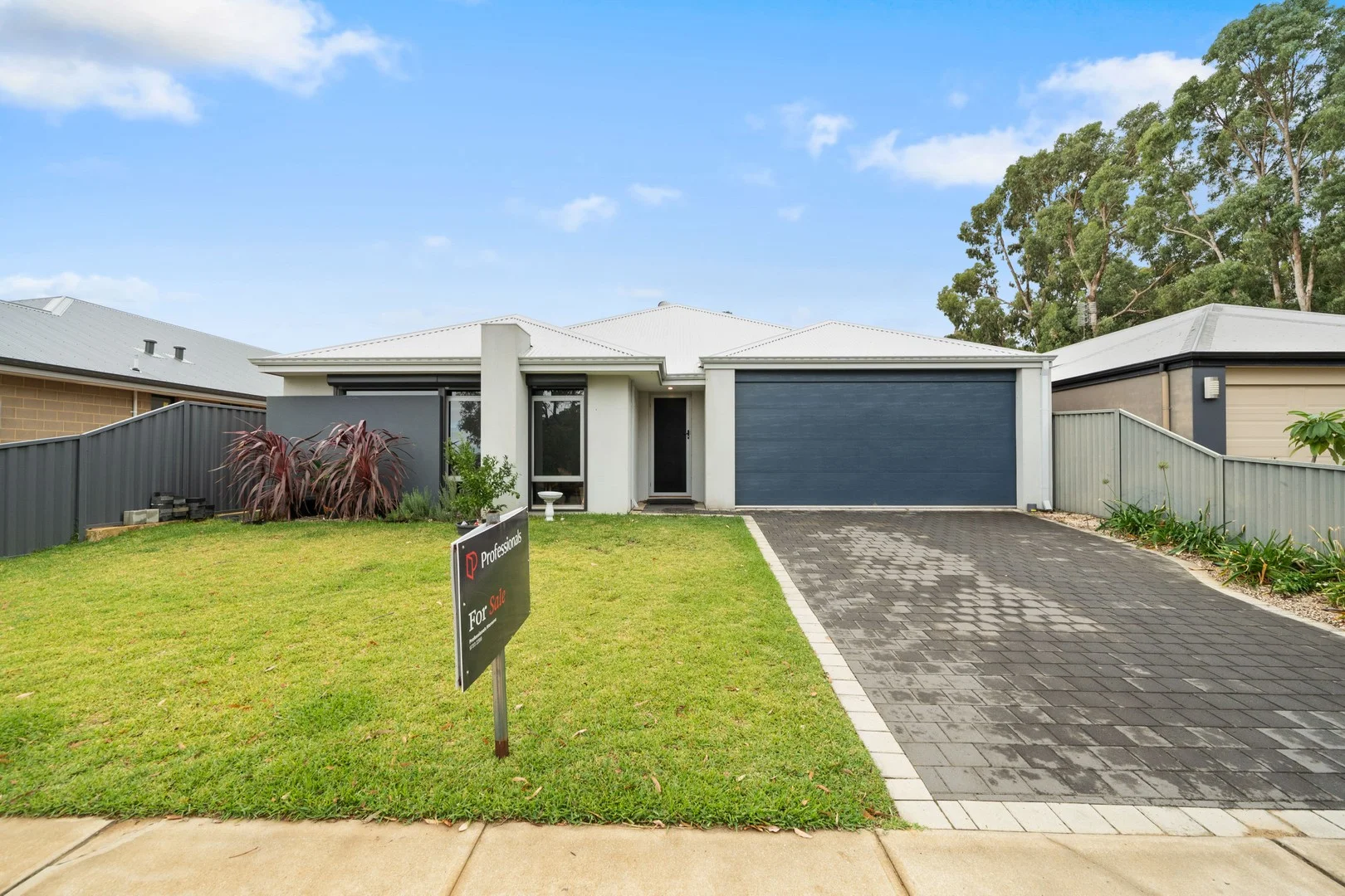 Primary image of 14B Whittaker Way, Waroona WA 6215