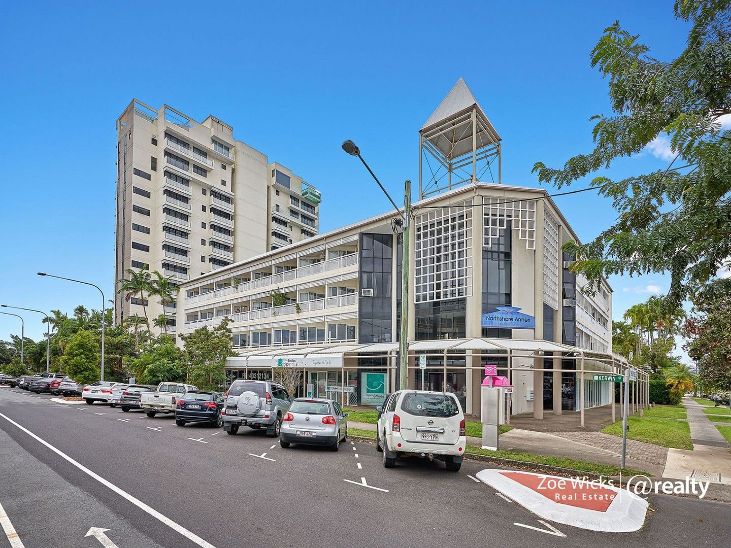 135/166 Lake Street, Cairns North QLD 4870, Image 2