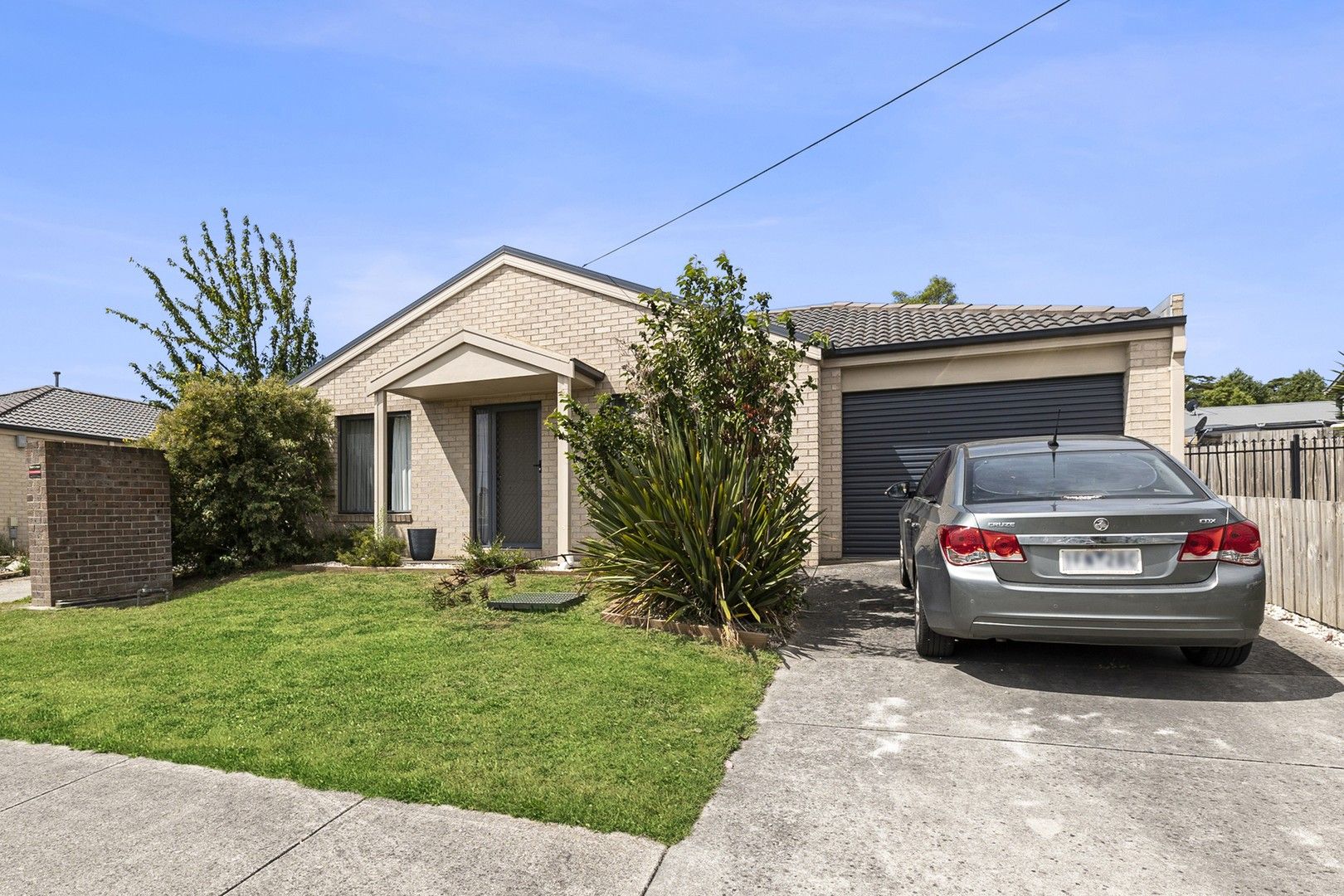 2/1 Pryor Street, Mount Pleasant VIC 3350, Image 0