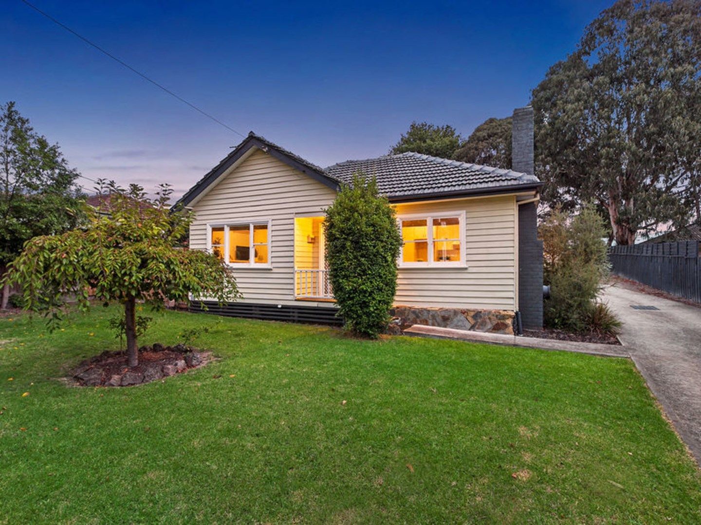 1/16 Belmont Road West, Croydon South VIC 3136, Image 0