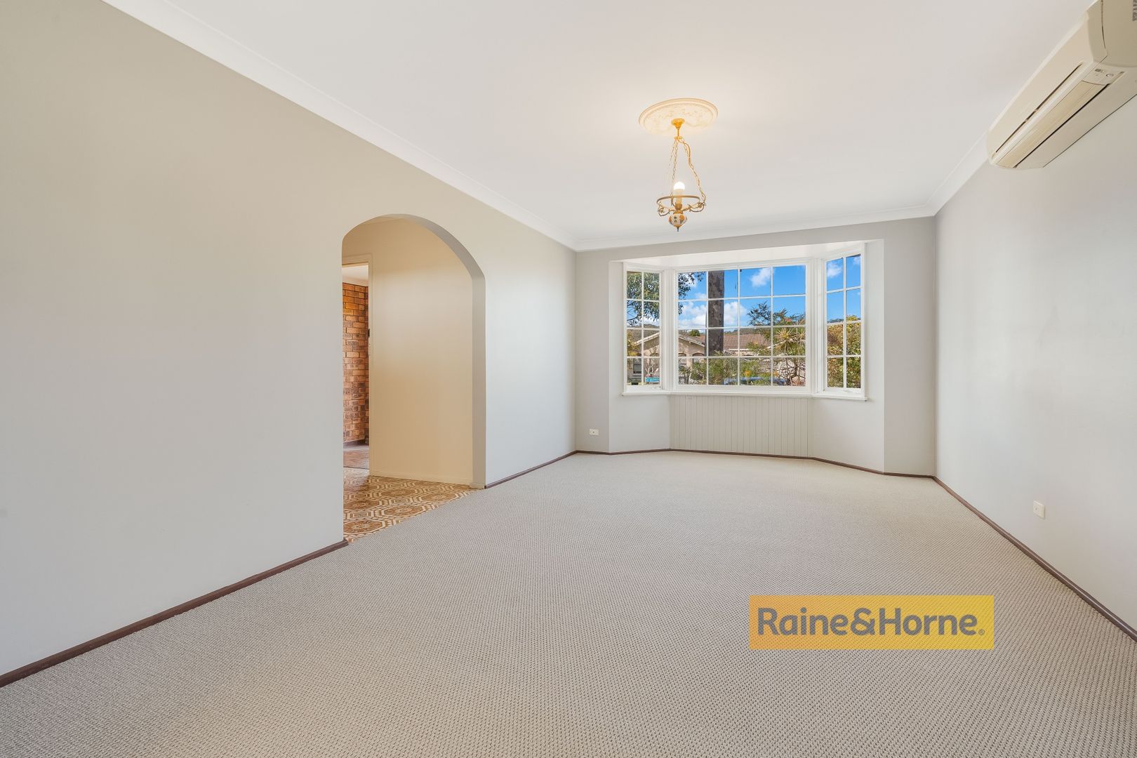 116 Helmsman Boullevard, St Huberts Island NSW 2257 House For Rent