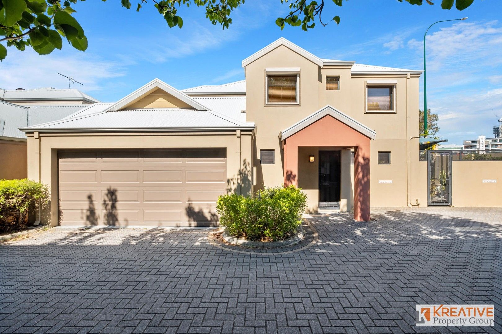3 bedrooms House in 52A Salvado Road WEMBLEY WA, 6014