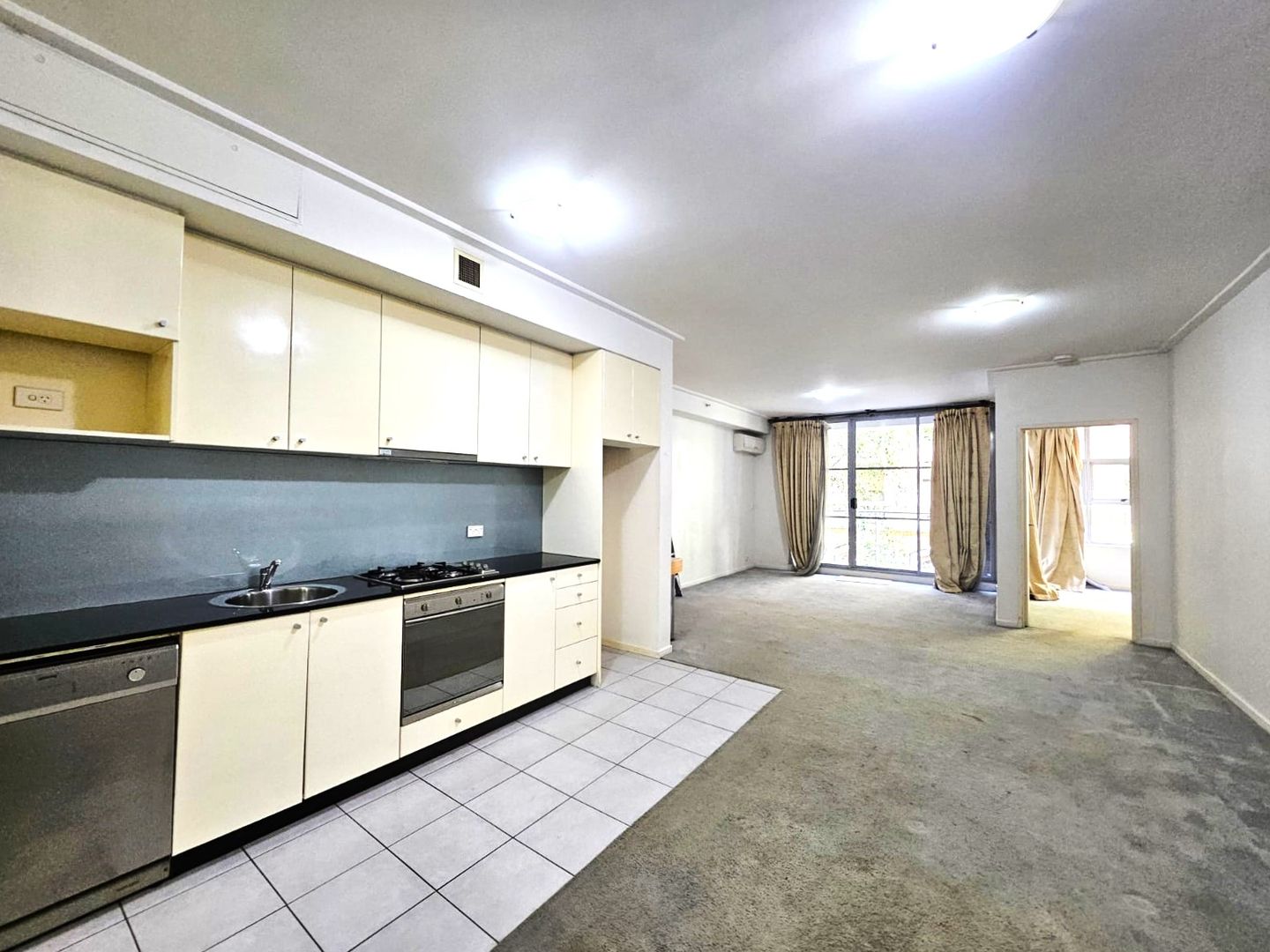 303/355 Kent st, Sydney NSW 2000, Image 2