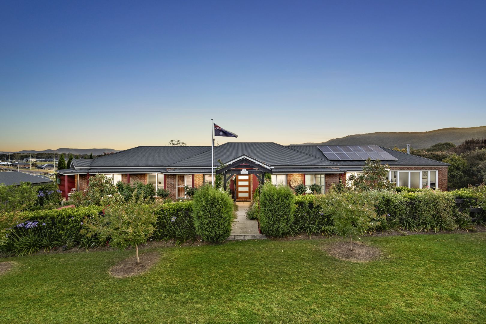 1 Tenth Avenue, Millfield Property History & Address Research Domain