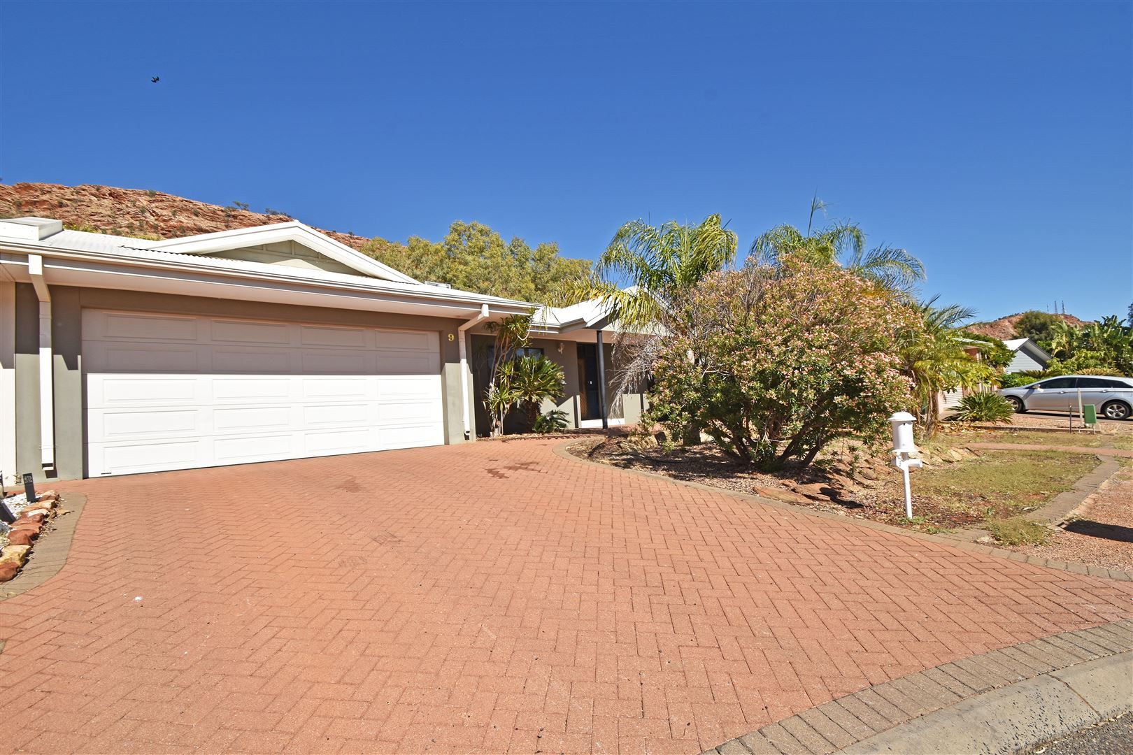 9 Shanahan Close, Mount John Property History & Address Research Domain