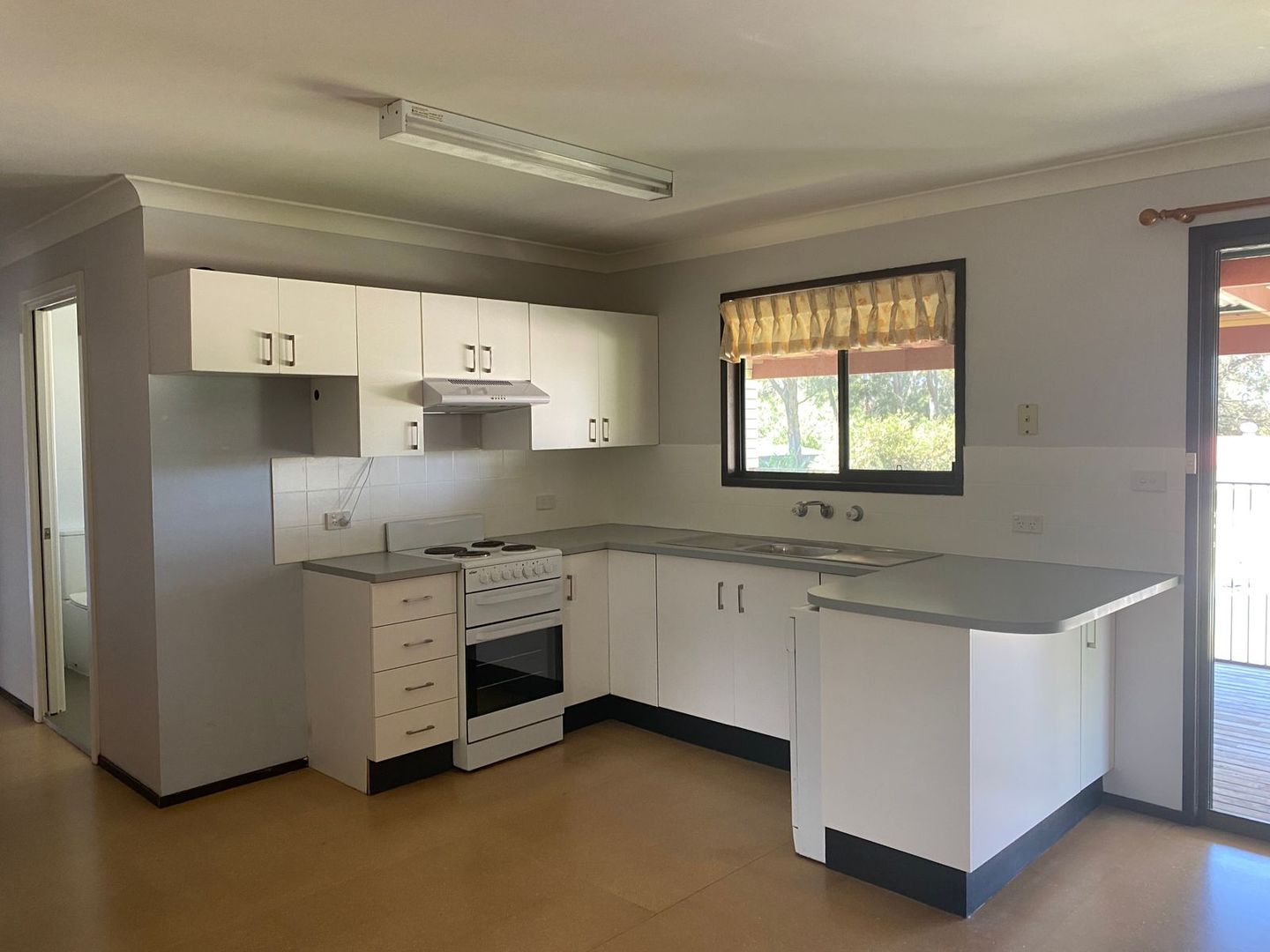 Culburra Beach NSW 2540 5 beds house for Rent, 625.00 16338642