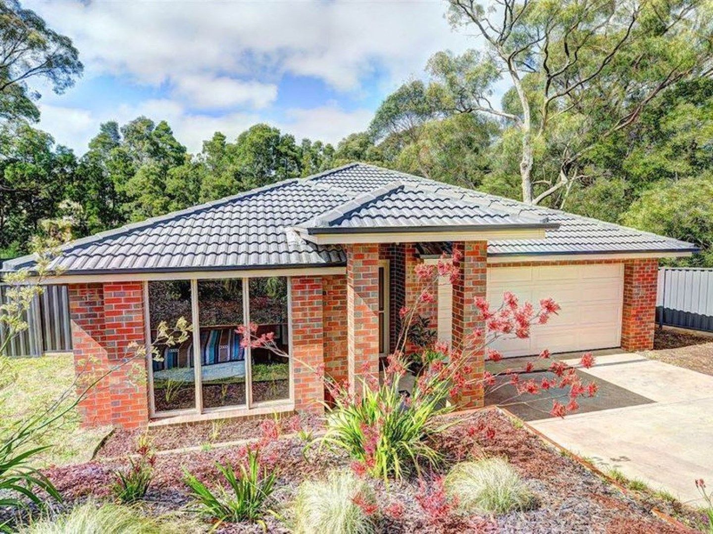 32 Oakbank Drive, Mount Helen VIC 3350 House For Rent Domain