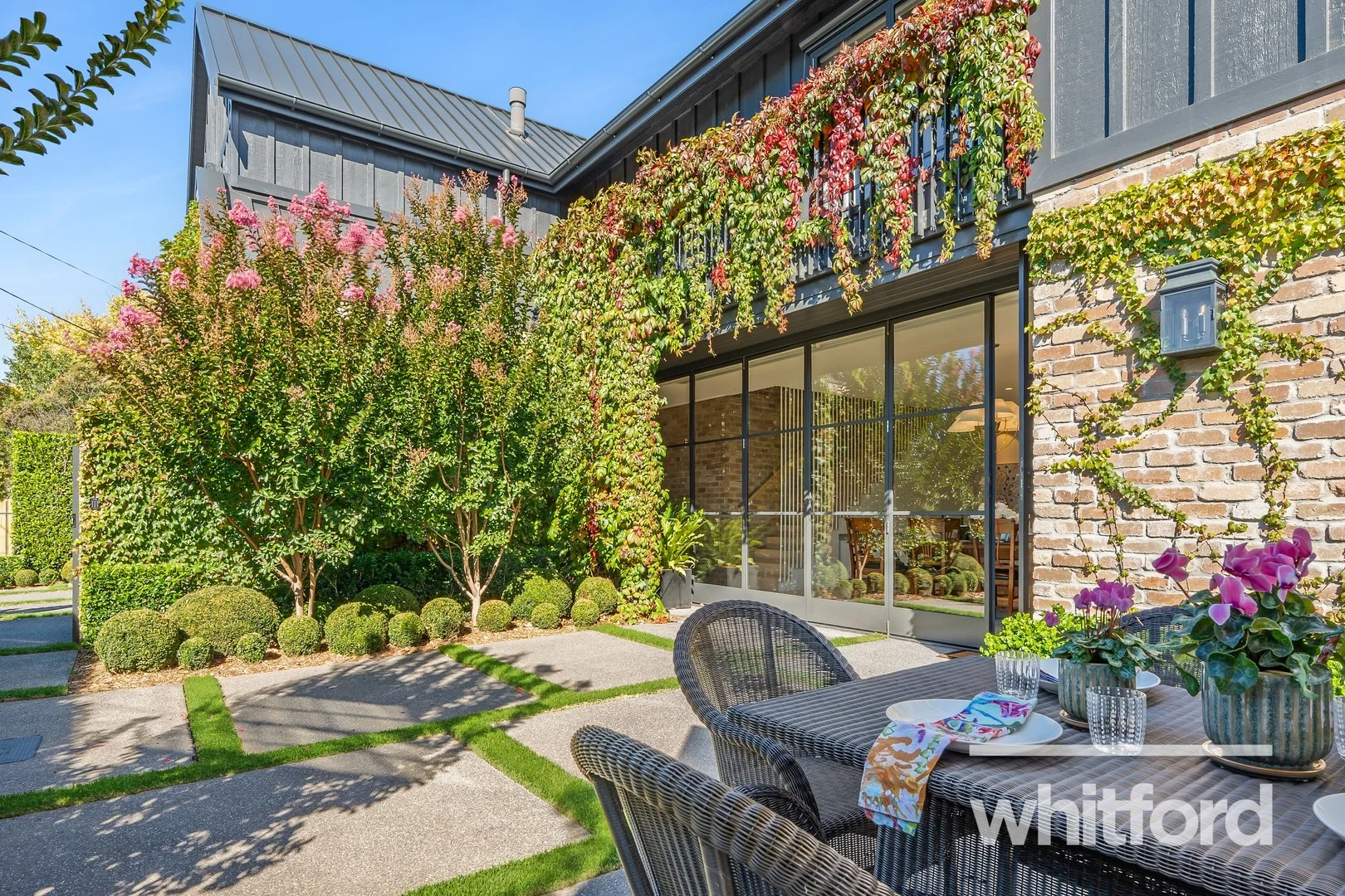 7 Queens Road, Newtown VIC 3220