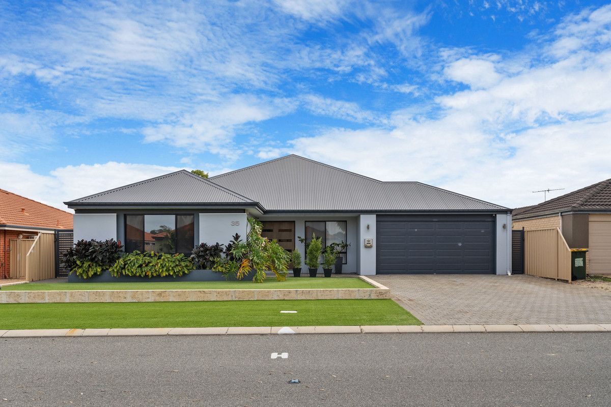 4 bedrooms House in 35 Bonannella Entrance SINAGRA WA, 6065