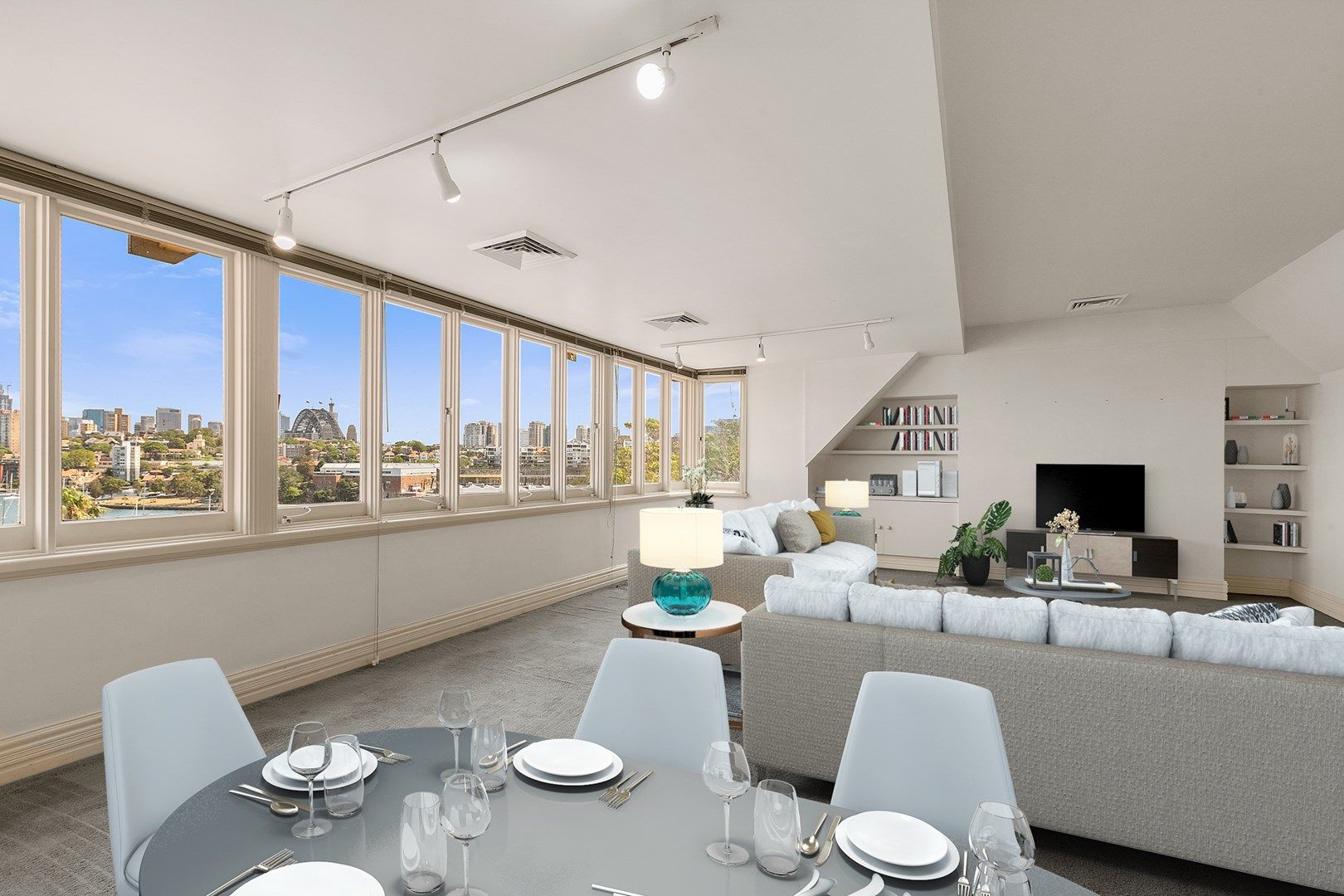 2 bedrooms Apartment / Unit / Flat in 10/28 Lower Wycombe Road NEUTRAL BAY NSW, 2089