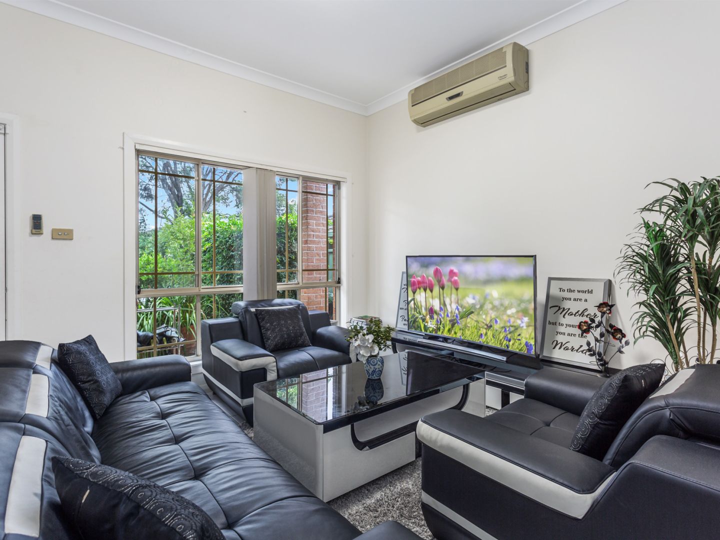 4/10 Yerona Street, Prestons NSW 2170, Image 1