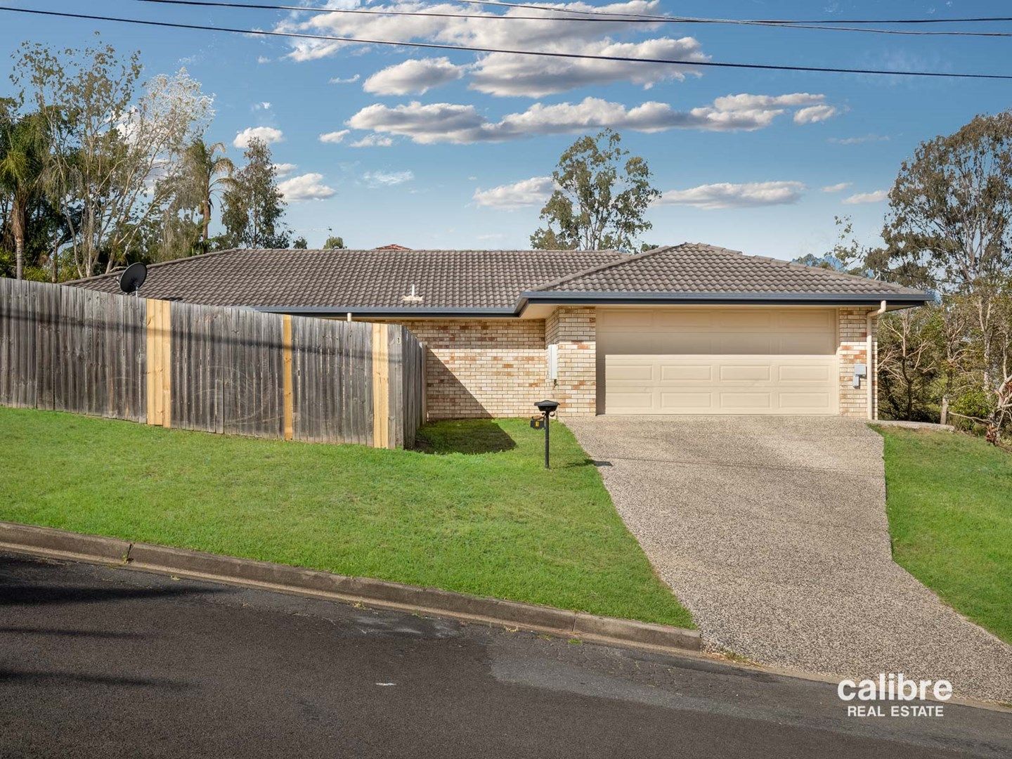 1 Overell Crescent, Riverview QLD 4303, Image 0