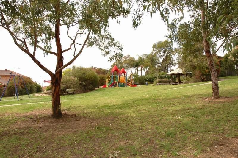 16A Hickory Place, Dural NSW 2158, Image 2