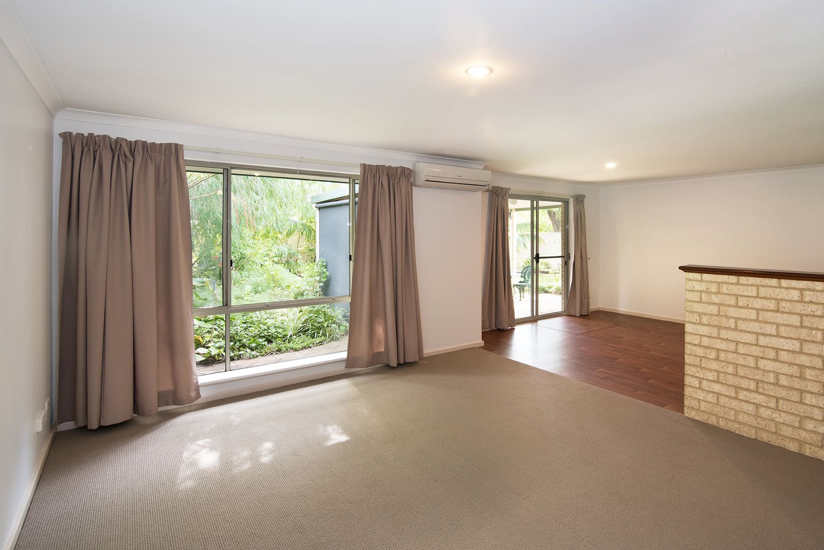 2/14 Melville Court, Geographe WA 6280 Domain