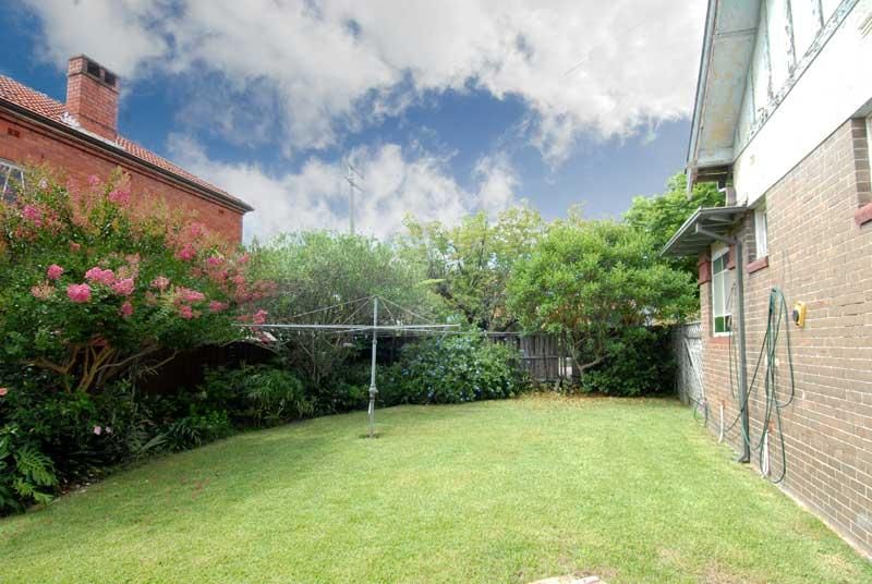 25 Charles Street, PETERSHAM NSW 2049, Image 2