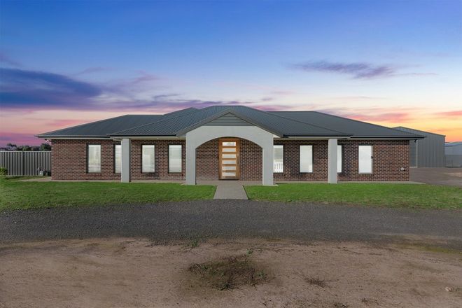 Picture of 11 Wabdallah Way, BANNOCKBURN VIC 3331