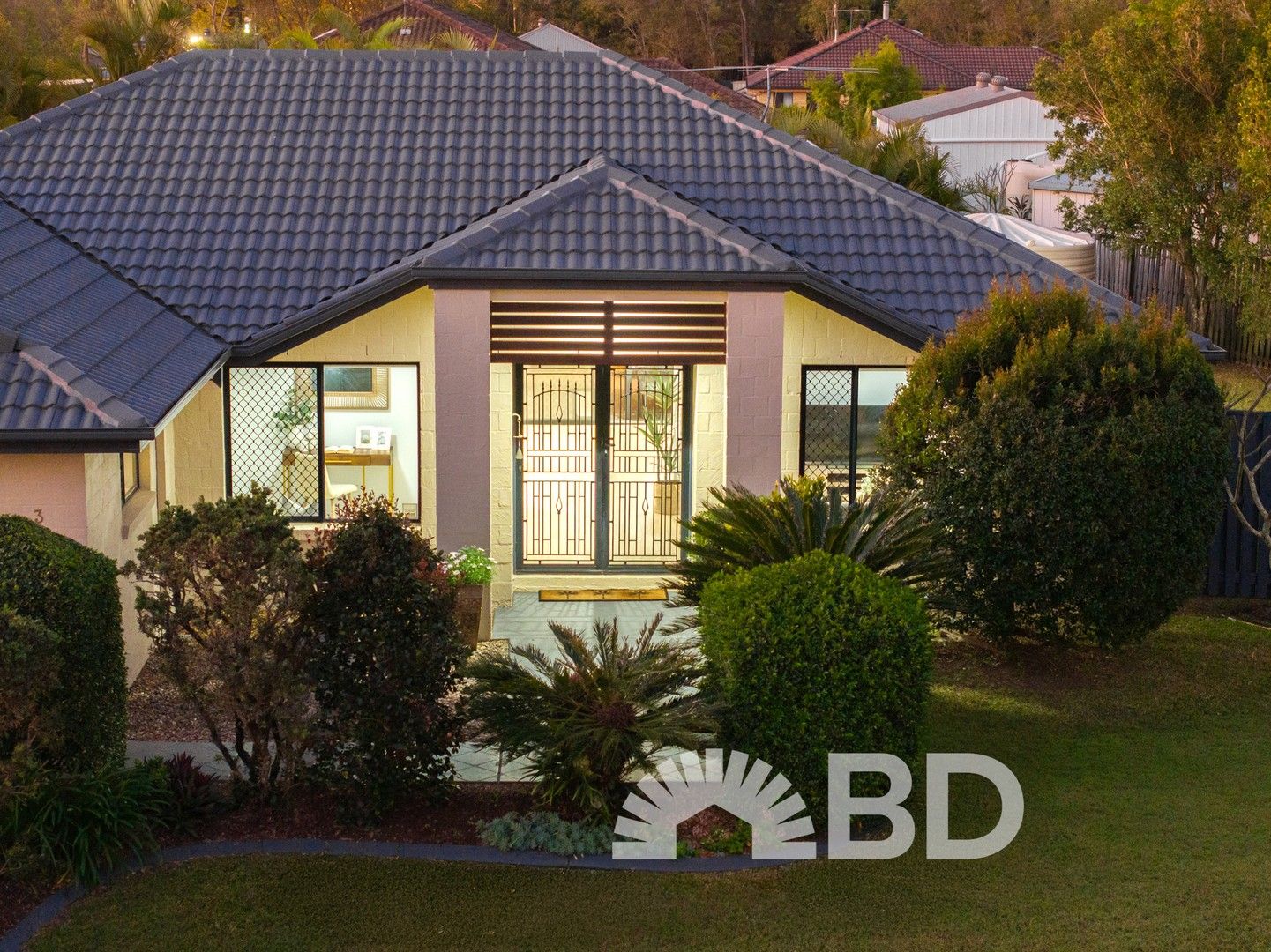 5 bedrooms House in 3 Cootamundra Crescent NARANGBA QLD, 4504