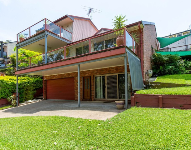 42 Coal Point Road, Coal Point NSW 2283