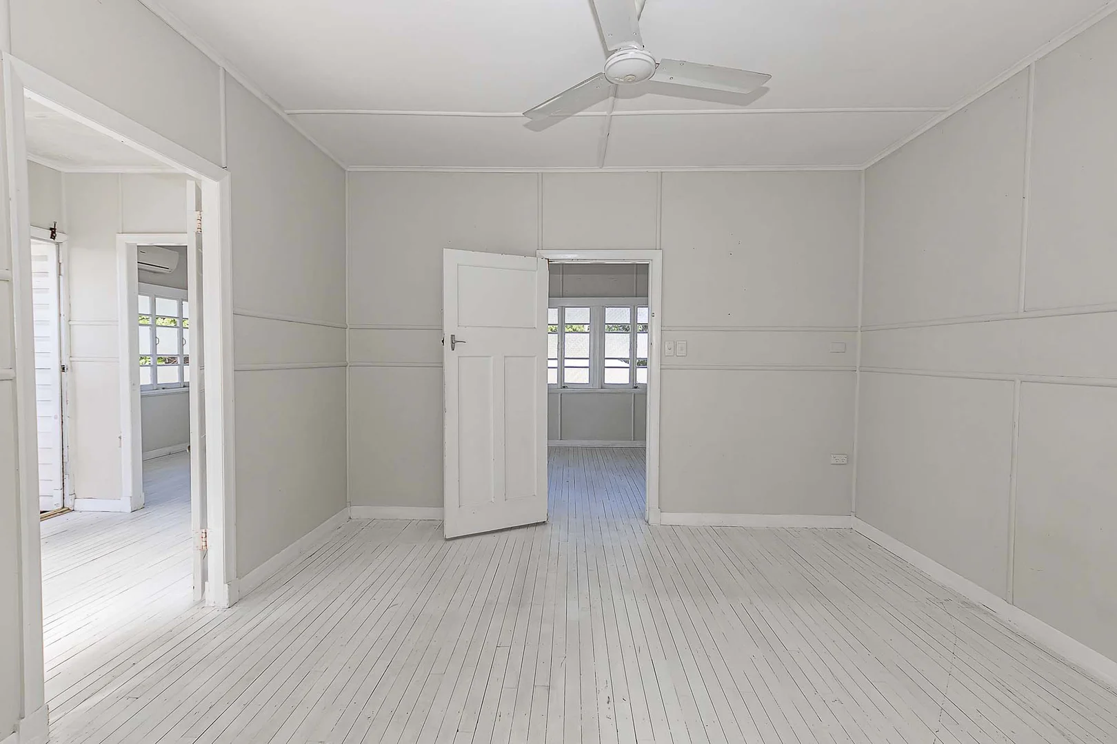 Additional image 4 of 54 Landsborough Street, North Ward QLD 4810