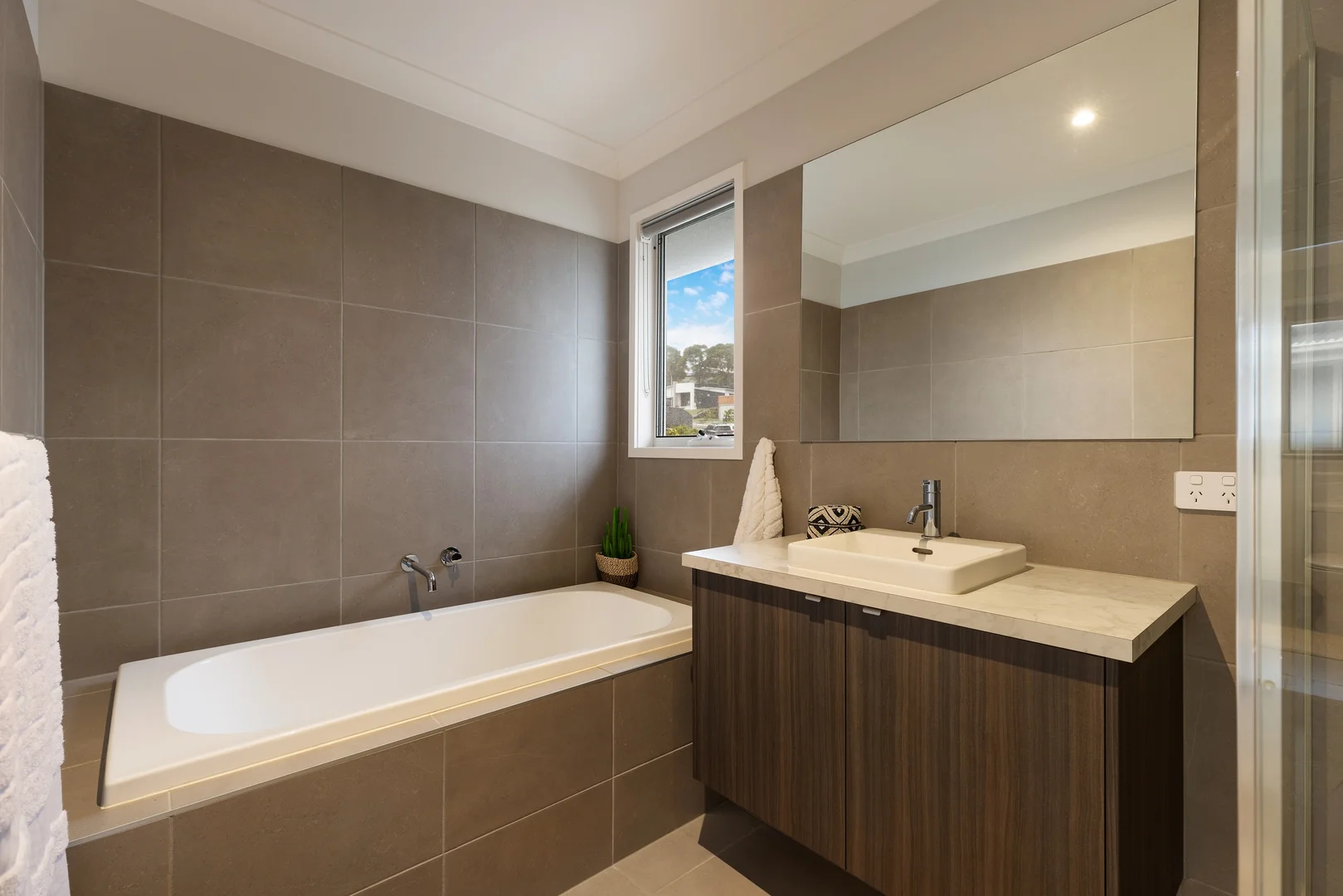 Additional image 22 of 8 Dent Crescent, Cumbalum NSW 2478