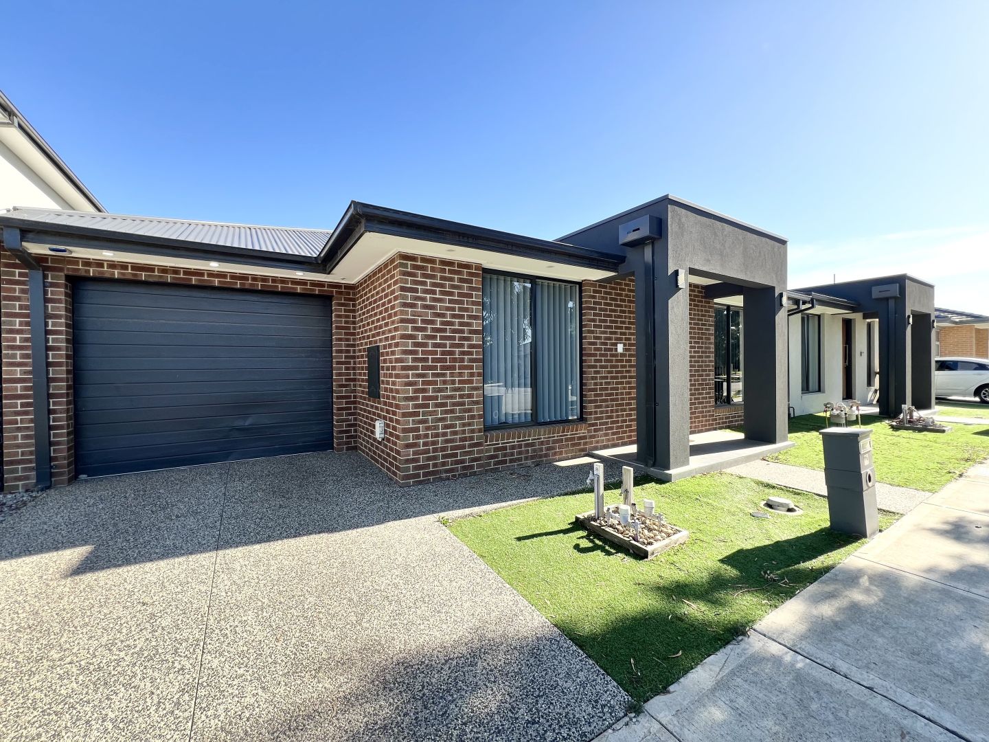 26 Somerton Avenue, Donnybrook VIC 3064, Image 1