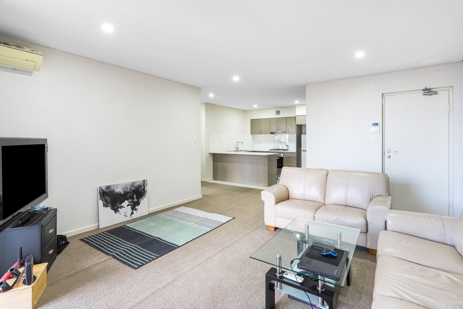 11/8-10 Octavia Street, Toongabbie NSW 2146, Image 2