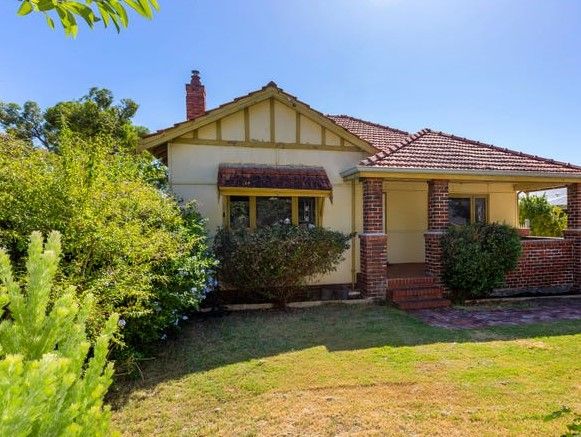 3 bedrooms House in 13 Toorak Road RIVERVALE WA, 6103