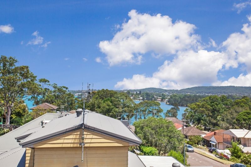 2 Hely Avenue, Fennell Bay NSW 2283, Image 1